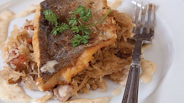 Sauerkraut with Fish in Cream Sauce