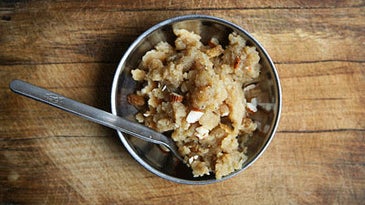 Sweet Porridge with Raisins and Almonds