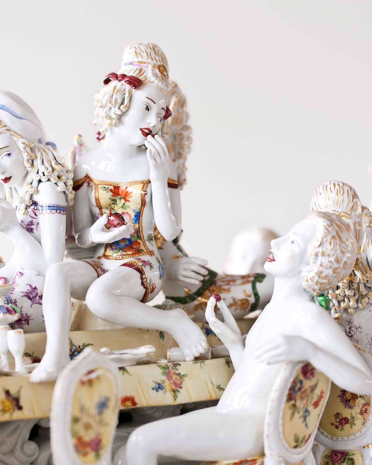 These Porcelain Sculptures Tease Lust and Seduction Through Culinary Excess