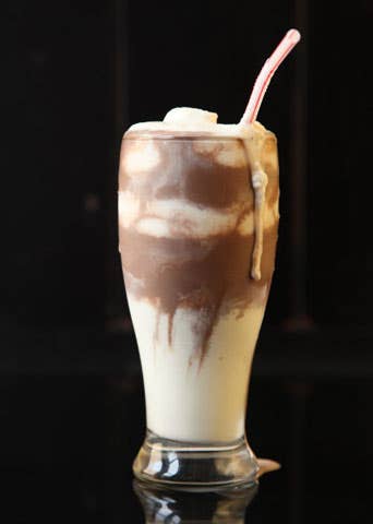 Vanilla Banana Black & White Milk Shake