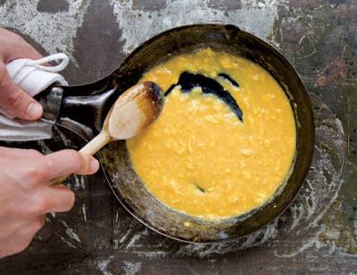 httpswww.saveur.comsitessaveur.comfilesimport2012images2012-087-scrambled-eggs_howto_2.jpg