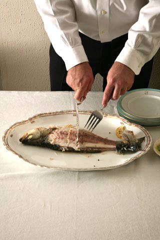 httpswww.saveur.comsitessaveur.comfilesimport2007images2007-12123-107-carving-fish_5.jpg.jpg