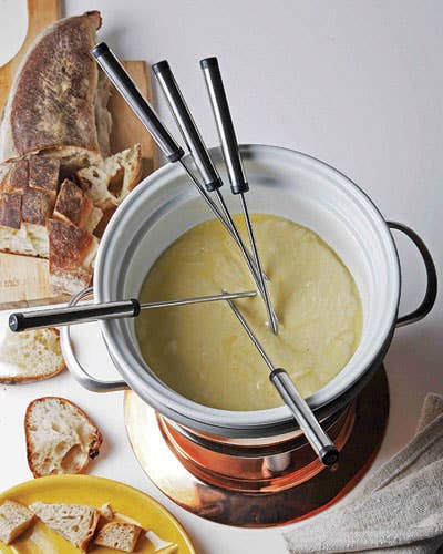 httpswww.saveur.comsitessaveur.comfilesimport2010images2010-127-SV134-FONDUE-POTS-_FORM_AND_FUNCTION-7.jpg