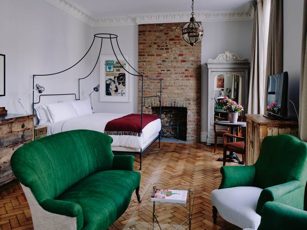 Artist Residence London