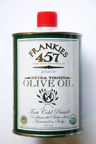 httpswww.saveur.comsitessaveur.comfilesimport2008images2008-12634-08_gift_guide_olive_oil.jpg
