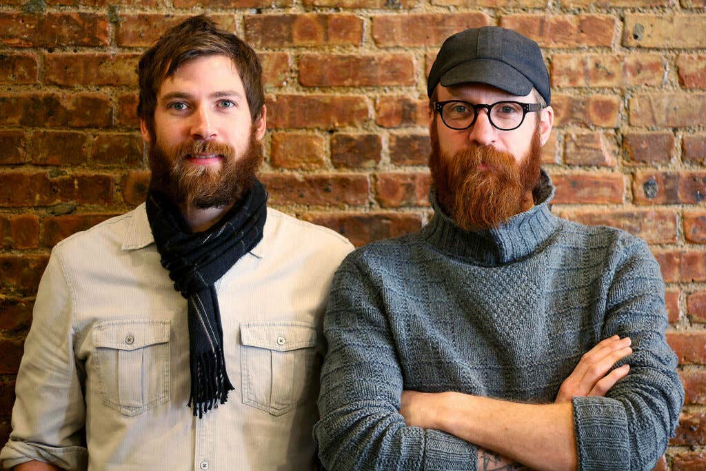 httpswww.saveur.comsitessaveur.comfilesimport2013images2013-027-Mast-Brothers1-1800&#215;1200.jpg