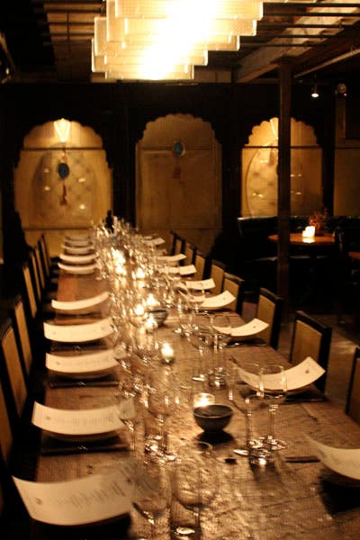 httpswww.saveur.comsitessaveur.comfilesimport2010images2010-107-com_doublecrown_banquet_P.jpg
