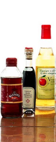 httpswww.saveur.comsitessaveur.comfilesimport2009images2009-01634-oils_and_vinegars-malt2Cbalsamic2Ccider_480.jpg