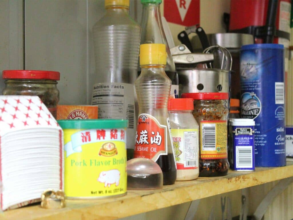 Condiment shelf