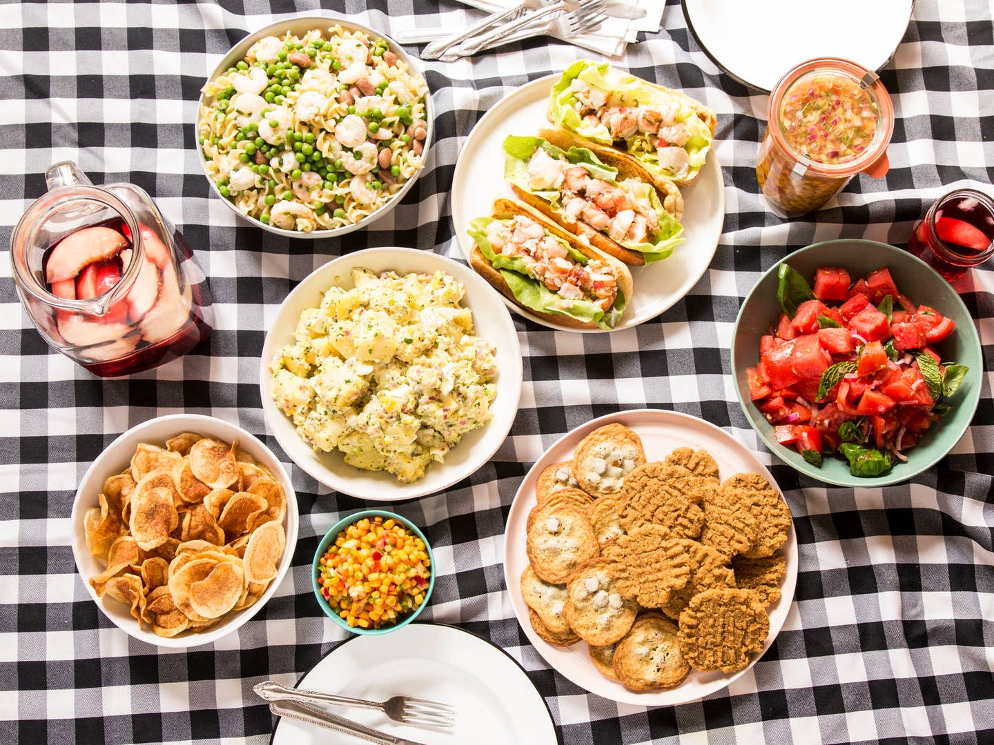 Menu: A Maine-Inspired Beach Picnic