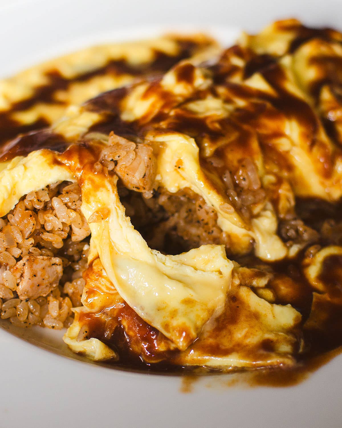 How to Make Omurice, Japan’s Oozy Exploding Omelet How to Make Omurice, Japan’s Oozy Exploding Omelet