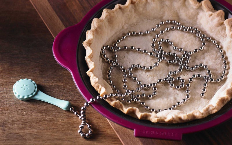 httpswww.saveur.comsitessaveur.comfilesgift-guide-pieweight_2000x1500.jpg