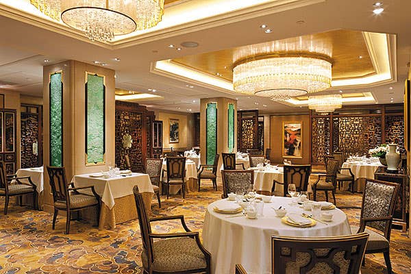 httpswww.saveur.comsitessaveur.comfilesimport2012images2012-077-Shangri-La-Restaurant-Shang-Palace-Main-Room-600.jpg