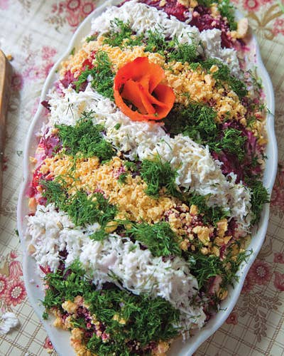 Layered Herring Salad (Selyodka Pod Shuboy)