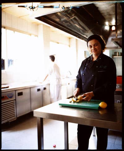 httpswww.saveur.comsitessaveur.comfilesimport2010images2010-127-SV85-Valencia-Matandeto-Chef-400.jpg
