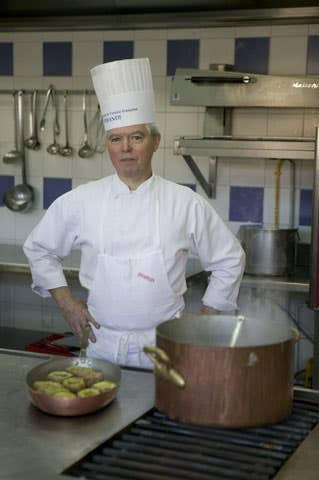httpswww.saveur.comsitessaveur.comfilesimport2009images2009-01634-cooking_school_10_480.jpg
