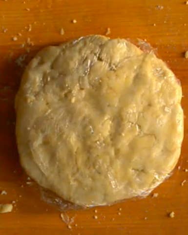Video: How to Make Pie Dough