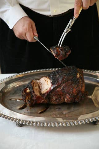 httpswww.saveur.comsitessaveur.comfilesimport2007images2007-12107_carving-pork-shoulder_3.jpg