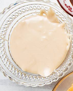 White Chocolate-Cardamom Glaze