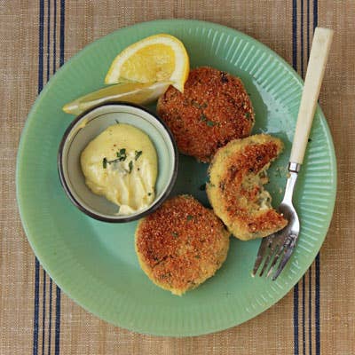 Crab Cakes for Almond Lovers