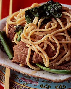 Lo Mian (Egg Noodles with Beef and Chinese Broccoli)