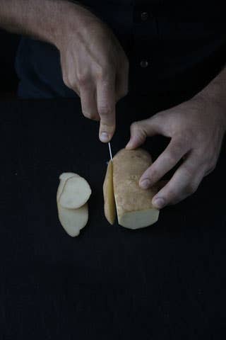 httpswww.saveur.comsitessaveur.comfilesimport2009images2009-07634-ps4-480.jpg.jpg