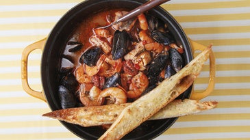 Tuscan Seafood Stew (Cacciucco)