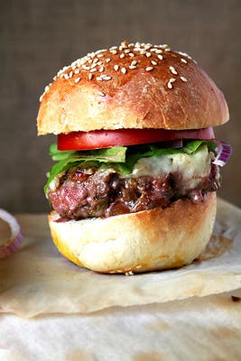httpswww.saveur.comsitessaveur.comfilesimport2012images2012-047-burger_alexandra.jpg