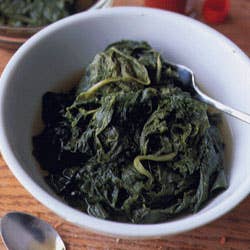 httpswww.saveur.comsitessaveur.comfilesimport2007images2007-08125-11_Turnip_greens_25028129.jpg