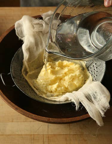 httpswww.saveur.comsitessaveur.comfilesimport2008images2008-02634-109_homemade_butter_5_480.jpg