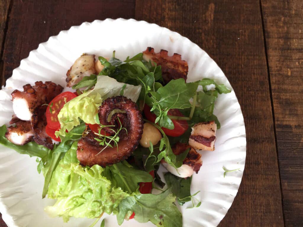 Grilled octopus at the Sabores San Miguel festival