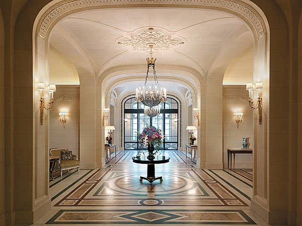 httpswww.saveur.comsitessaveur.comfilesimport2012images2012-077-Shangri-La-Lobby-600.jpg
