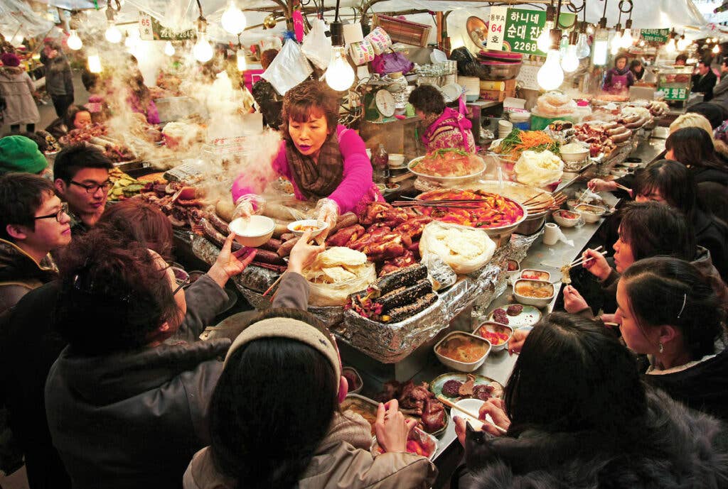 httpswww.saveur.comsitessaveur.comfilesimport20132013-12article_travels_Gwangjang-Market_1200x808.jpg