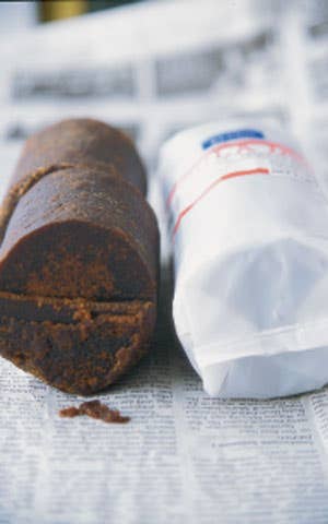 httpswww.saveur.comsitessaveur.comfilesimport2008images2008-01628-94_spice_island_pantry_9.jpg