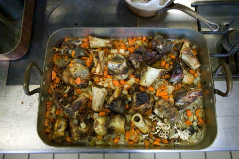 httpswww.saveur.comsitessaveur.comfilesimport2008images2008-12634-demi_glace-1_480.jpg