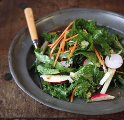 httpswww.saveur.comsitessaveur.comfilesimport2009images2009-087-122_salad_with_peppercorns_400.jpg