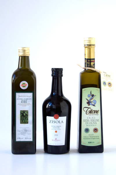 httpswww.saveur.comsitessaveur.comfilesimport2010images2010-04634-OliveOilBottles1-400.jpg