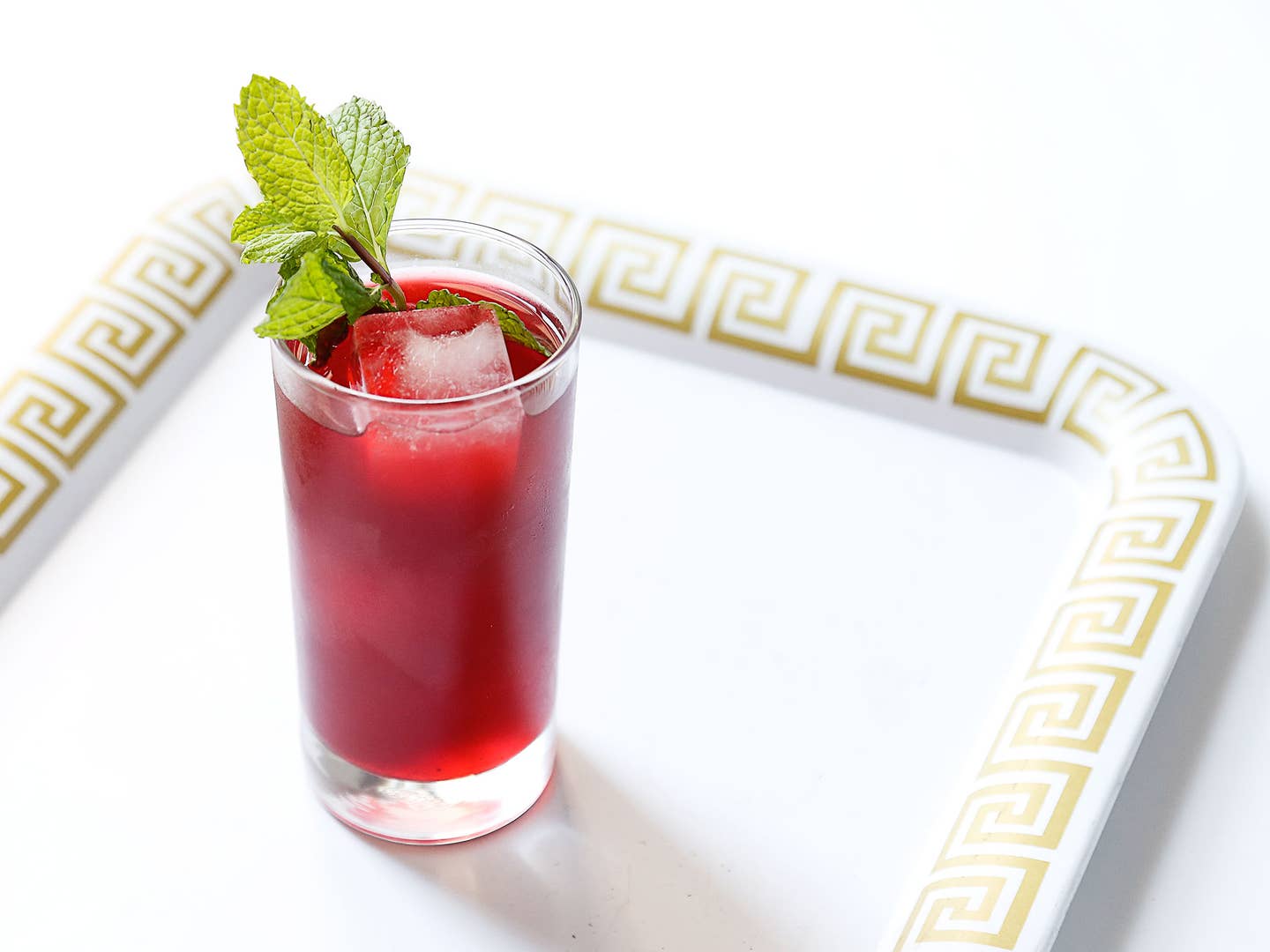 Fresh Pomegranate Juice Cocktail