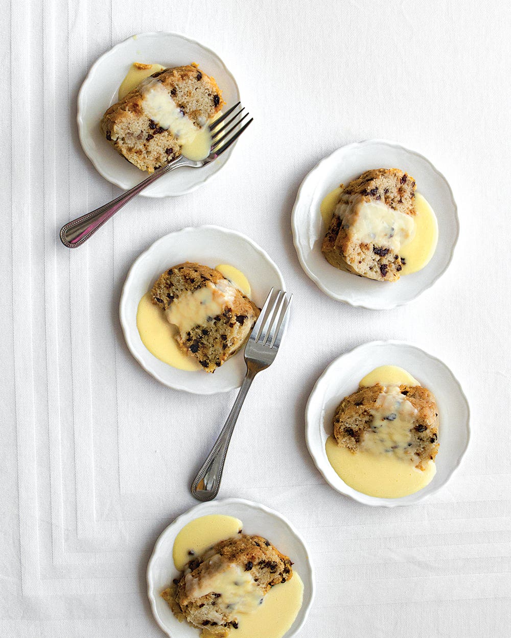 Spotted Dick (Currant Steamed Pudding) With Custard Sauce Spotted Dick with Custard Sauce