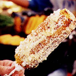 Charcoal-Grilled Corn on the Cob with Mayonnaise, Cheese, and Chile