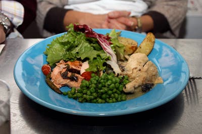 httpswww.saveur.comsitessaveur.comfilesimport2010images2010-127-artbites-platefull-400&#215;267.jpg