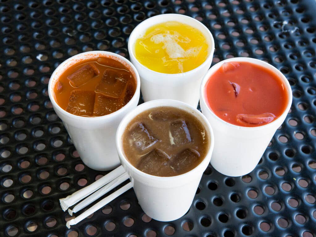 Tamarindo, Zanahoria, Pina and Mamey Juices