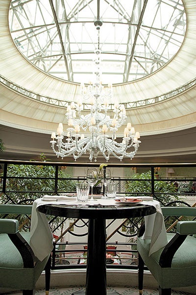 Shangri-La Hotel: Paris