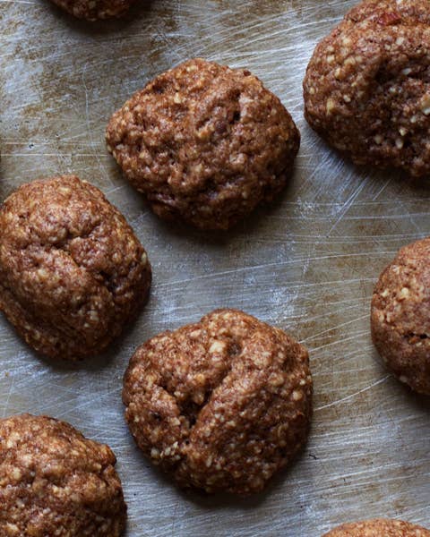 Chocolate Almond Cookies (Strazzate)