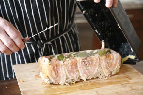 httpswww.saveur.comsitessaveur.comfilesimport2008images2008-12634-116_duck_pate_10_480.jpg