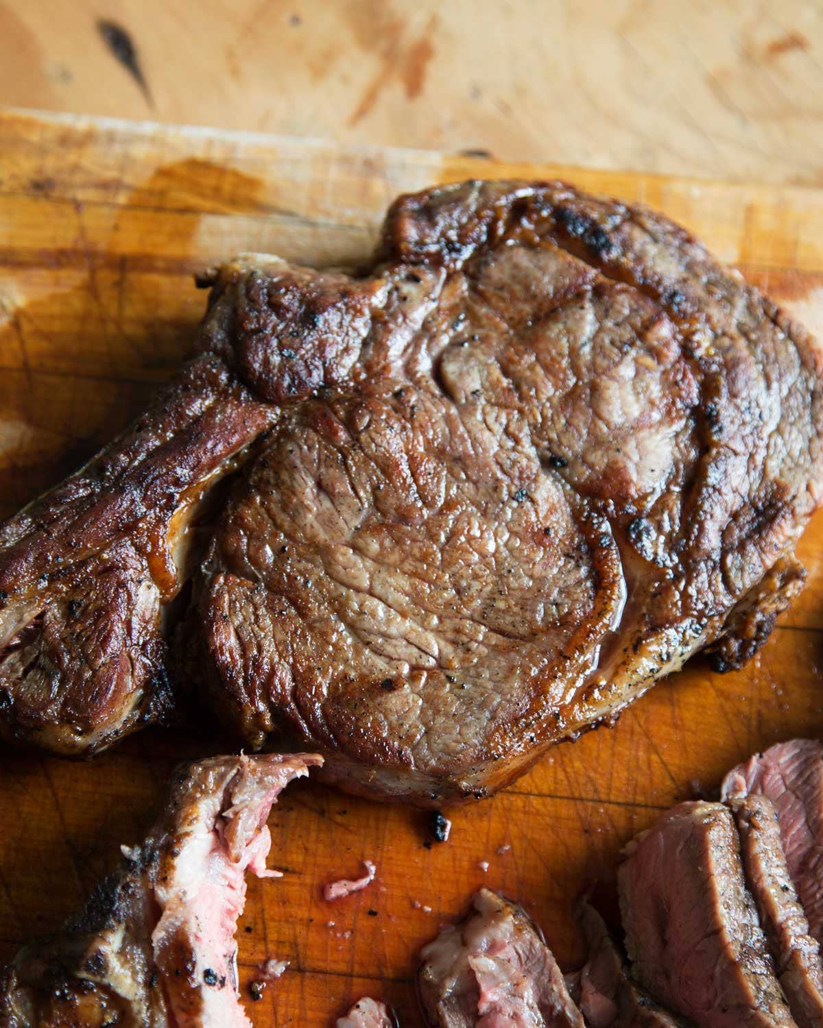 The Science of Grilling the Perfect Steak: Why Wood Smoke Matters