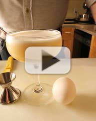How to Make a Whiskey Sour with Marmalade