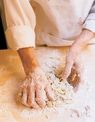 httpswww.saveur.comsitessaveur.comfilesimport2008images2008-01628-How_to_make_spinach_pasta_3.jpg