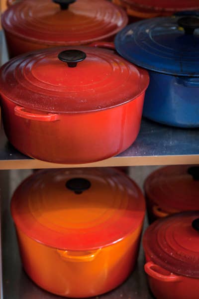 httpswww.saveur.comsitessaveur.comfilesimport2012images2012-047-saveur_kitchen_tour_creuset.jpg