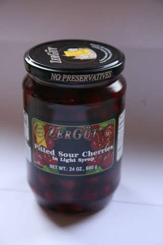 httpswww.saveur.comsitessaveur.comfilesimport2008images2008-05634-112_visual_pantry_cherries.jpg